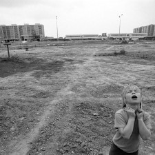 Lidé na Jižním Městě bydleli, aniž by byly hotové cesty