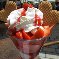 Připravte si domácí jahodovou zmrzlinu