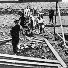 Hrdinové za ostnatým drátem...