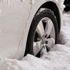 Jedete na hory? Připravte na to auto a do kufru přihoďte i pár zdánlivých maličkostí