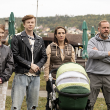 Dominikovi i Martině rodičovství v Jedné rodině sluší!