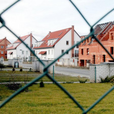 Celý život v nejistotě - to je pozůstatek H-systemu...