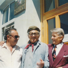 Většinu času na jevišti strávil Felix Holzmann v kostýmu trochu pomalejšího muže