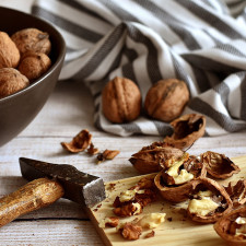 Využití skořápek z vlašských ořechů je rozmanité