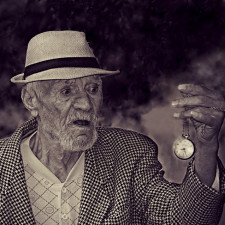 Alois Irlmaier byl zproštěn obvinění z podvodu. Byly jeho vize pravdivé?