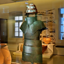 Málokdo věřil, že zbroj objevená na nalezišti Dendra bude tolik odolná