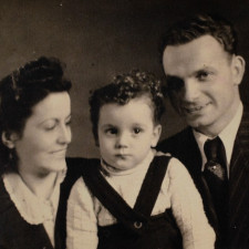 Slavná fotografie Rudolfa a Margarity se dochovala