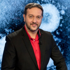 V roce 2004 se Rastislav Maďar podílel na vzniku neziskové mezinárodní humanitární organizace International Humanity