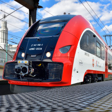 Elektrická jednotka PESA Elf 2.