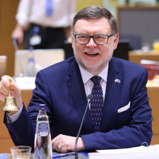 Stanjura po dokončení gymnázia ve studiích pokračoval na Elektrotechnické fakultě VUT v Brně, kde absolvoval obor Elektronické počítače