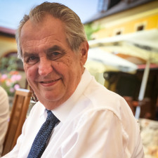 Miloš Zeman opustí příští rok prezidentský post. Kdo zvolí jeho nástupce? A existuje vůbec ideální kandidát?