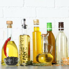 Ke vzniku rakoviny může přispívat mimo jiné i slunečnicový olej