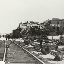 Většina budov ve vzdýlenosti do dvou kilometrů od výbuchu byla prakticky zničena
