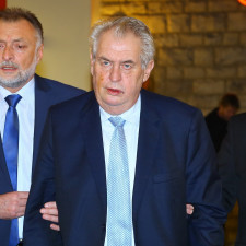 Prezident Miloš Zeman je veřejně činná osoba a je v zájmu země, aby se o jeho zdravotním stavu věděla obecná pravda