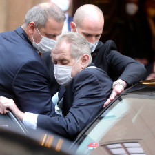 Jak je možné, že hlava státu mlčí?