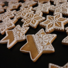 Domácí perníčky mohou být tím nejlepším, co se objeví na vánočním stole - jen si namíchat to pravé koření