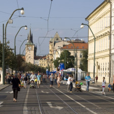 Smetanovo nábřeží bez lidí je něčím úplně jiným