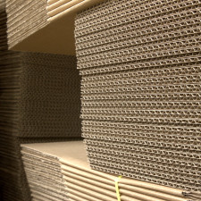 Potřebujeme kvalitní obalové materiály, ve kterých obsah kartonové krabice bezpečně doputuje k novému majiteli