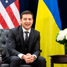 Ukrajinský prezident Zelenskyj s Donaldem Trumpem, vztahy těchto mužů byly poměrně napjaté