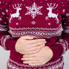 S bolestivým nadýmáním vám pomůže mimo jiné také krátká procházka nebo mátový čaj