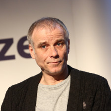 Lukáš Vaculík měl velký problém zahrát češtináře. Jeho slovník tomu prý zkrátka neodpovídá