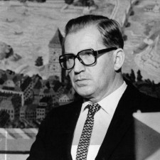 V křesle předsedy vlády se udržel nejdéle ze všech od roku 1918. Celých 18 let!