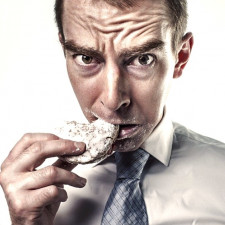 Mnohdy jediným příznakem nakažení koronavirem může být ztráta čichu a chuti. Co to znamená a jaká je prognóza?