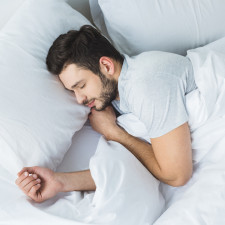 Vojenská metoda vám pomůže usnout do dvou minut