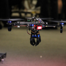 Nasa plánuje prozkoumat vesmír dronem