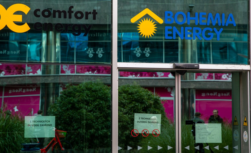 V dubnu 2010 podala společnost ČEZ oznámení o nekalých soutěžních praktikách Bohemia Energy na Státní energetickou inspekci. Jako důvody uvedl ČEZ údajné neetické postupy podomních obchodníků Bohemia Energy, jejich klamavé praktiky a podávání zavádějících