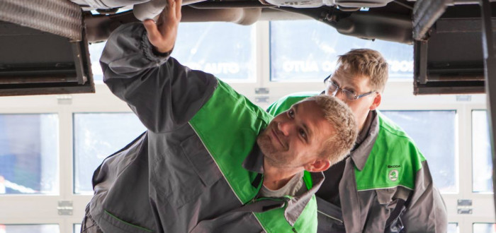 Práci v automobilce si vyzkoušel i Ondřej Synek